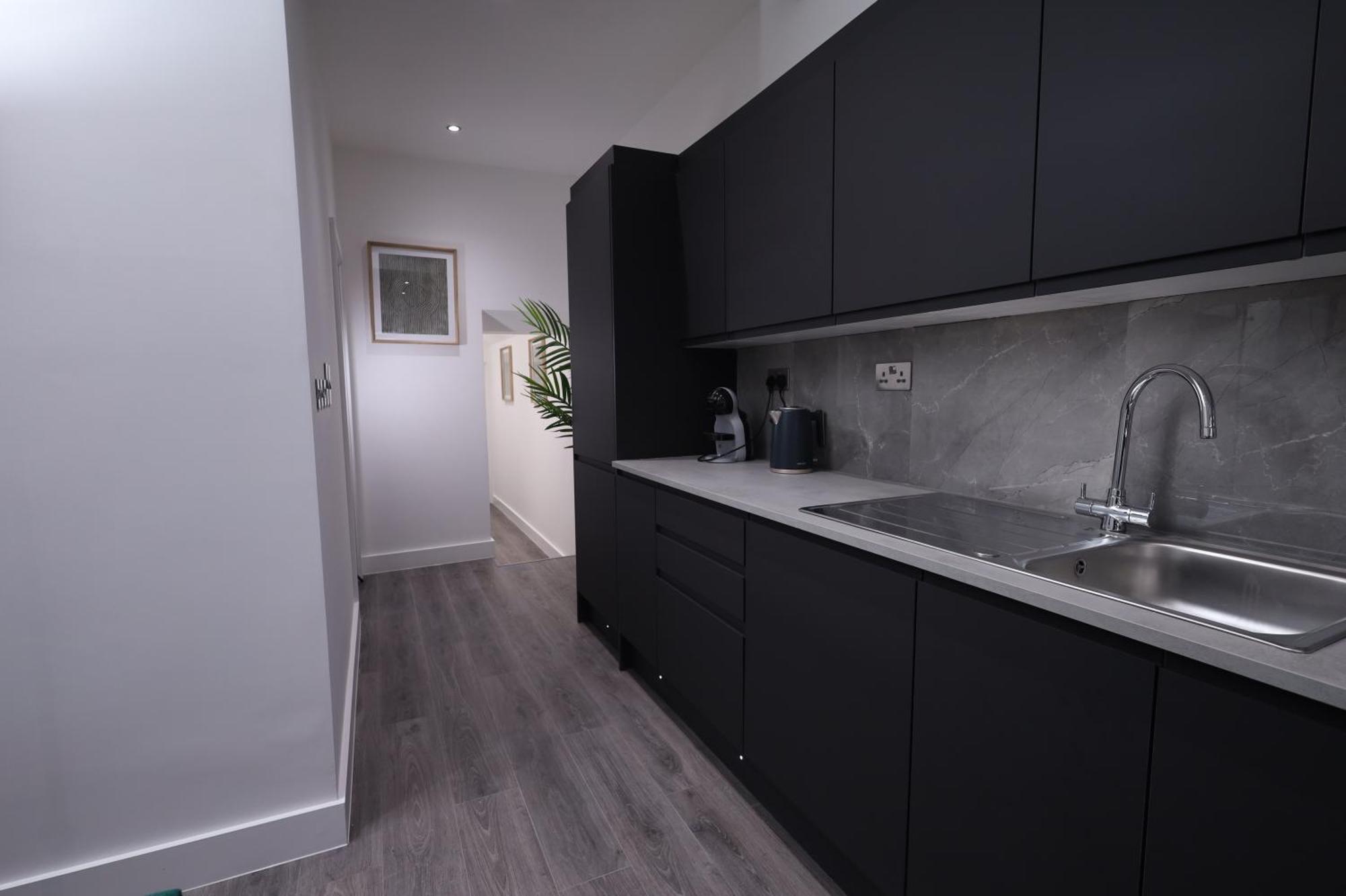 Spacious 4bedroom At Prime Market Street, Watford Apartment Watford (Hertfordshire)